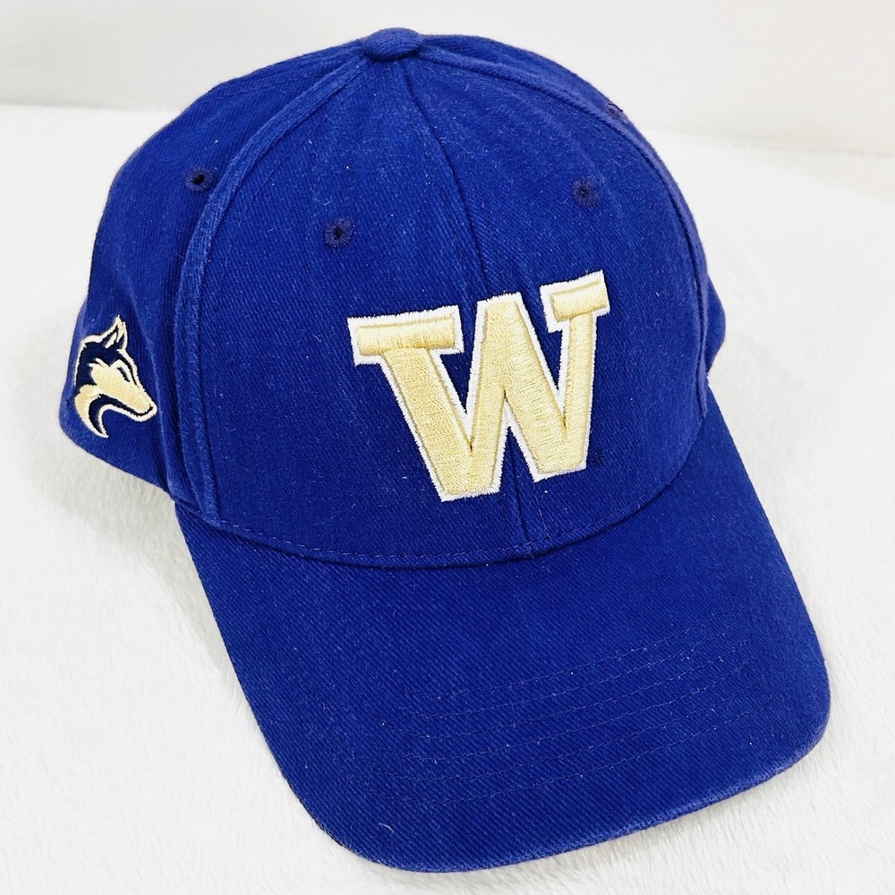 Washington Huskies NCAA Team Logo Hat Cap‎ Adjustable Strapback NCAA Purple